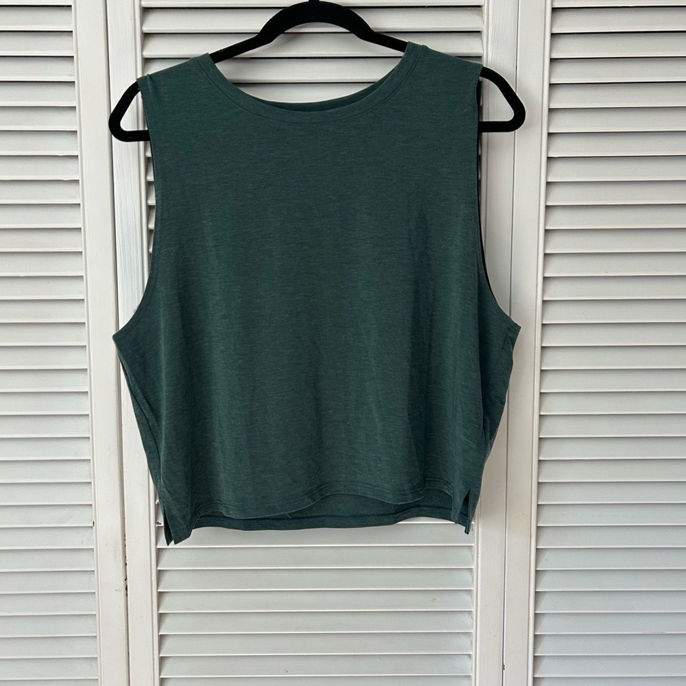 GAP Green Sleeveless Muscle Tee Crop Top